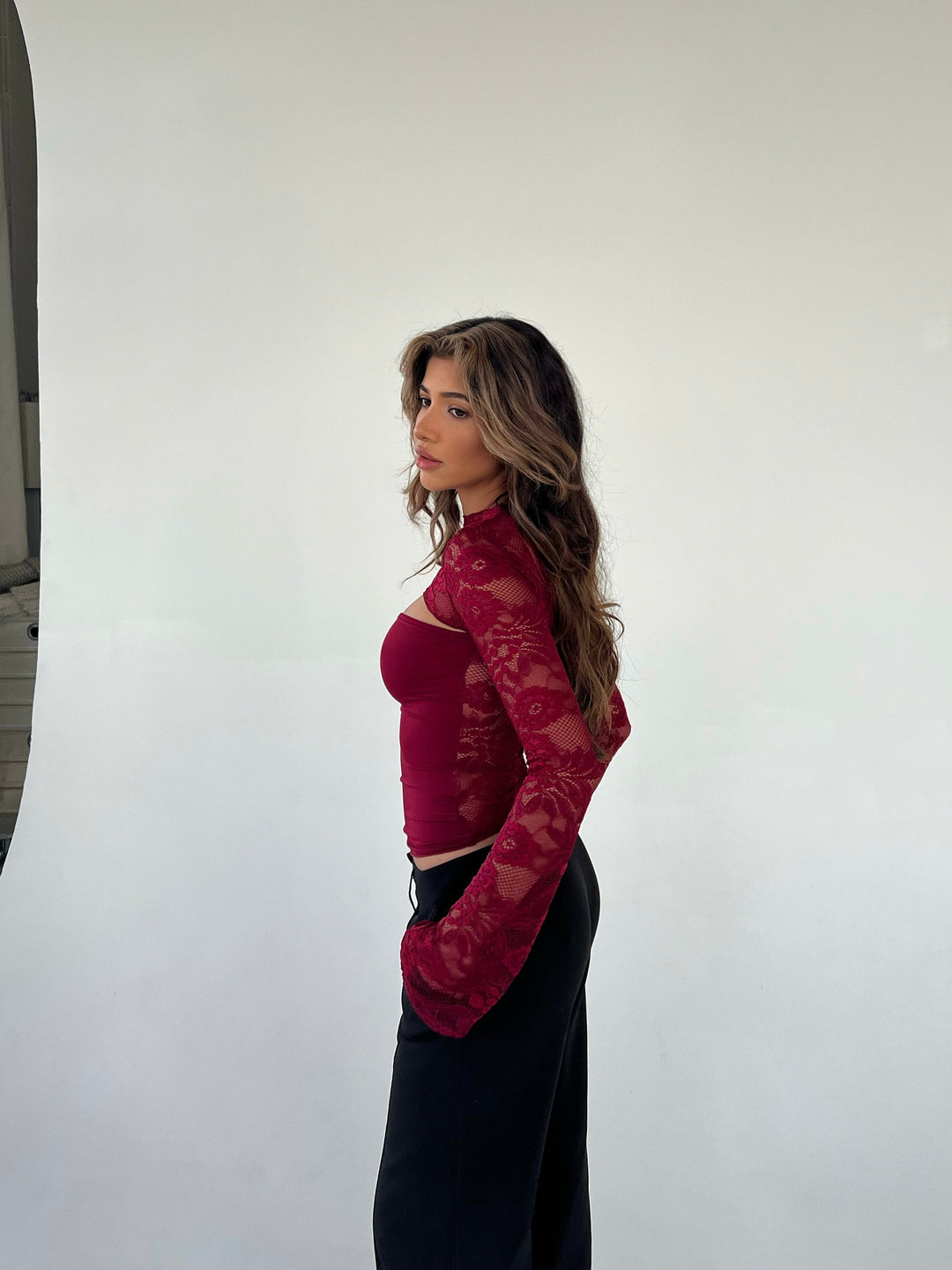 Isabella | Elegantes Spitzen-Top