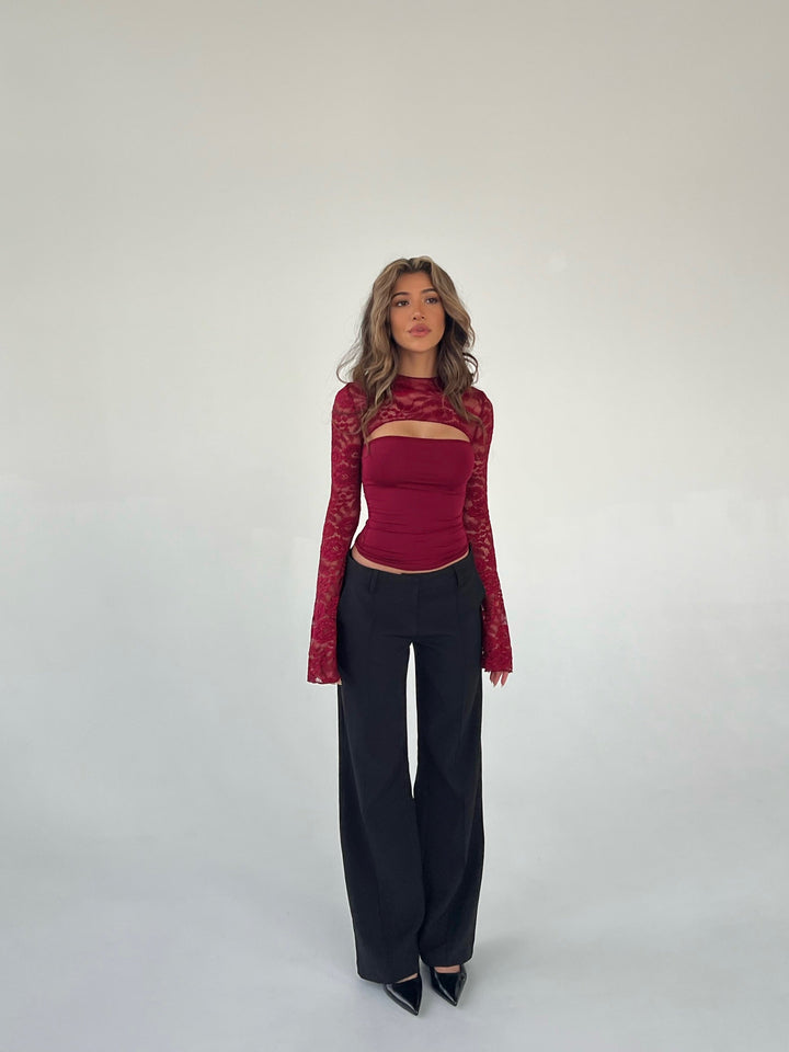 Isabella | Elegantes Spitzen-Top
