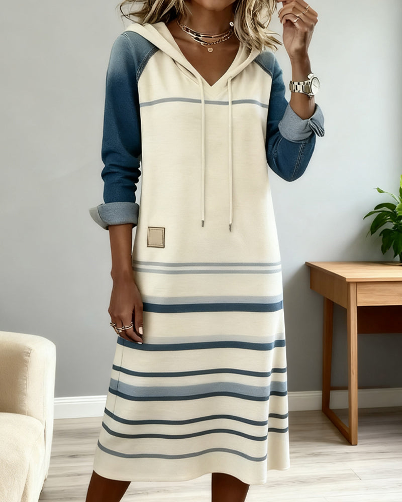 Daniela | Gestreiftes Kleid mit Kapuze
