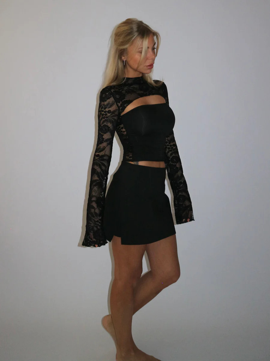 Isabella | Elegantes Spitzen-Top
