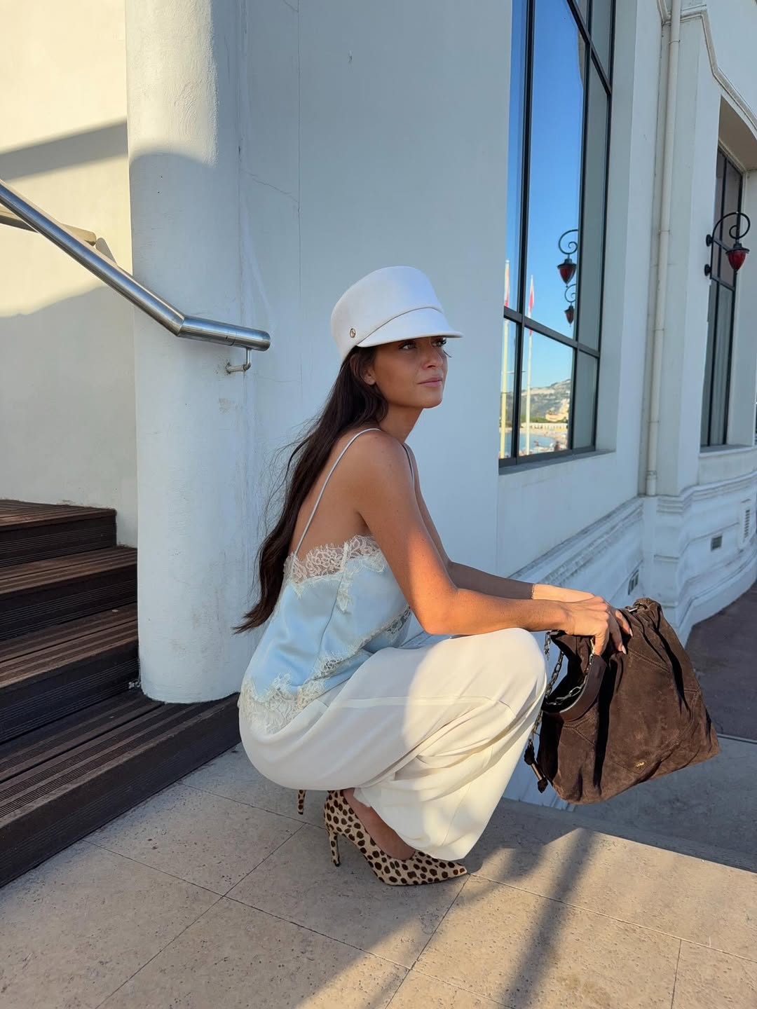 Daniela | Modernes asymmetrisches Top