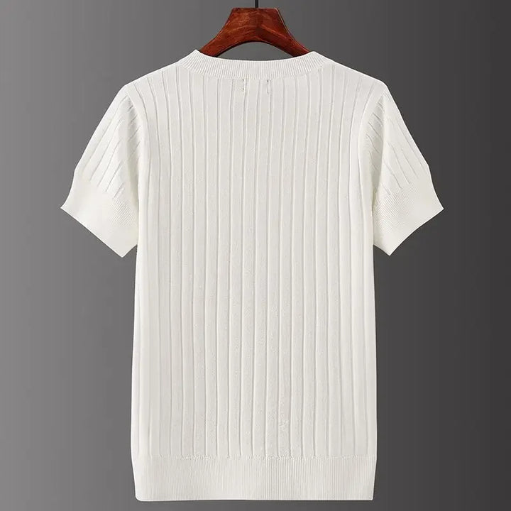 MATÍAS | T-SHIRT MIT V-AUSSCHNITT