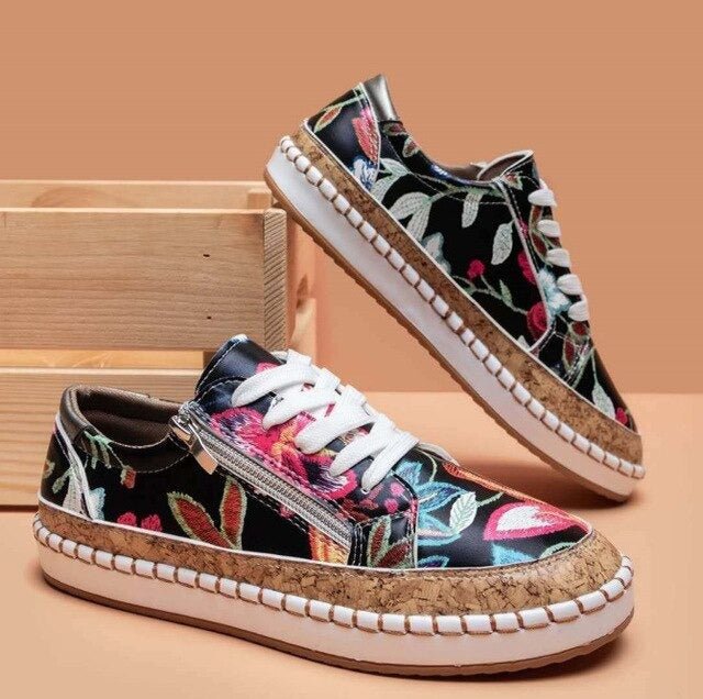 Oluchi | Sneaker mit Blumenmuster