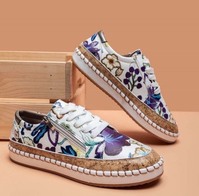 Oluchi | Sneaker mit Blumenmuster