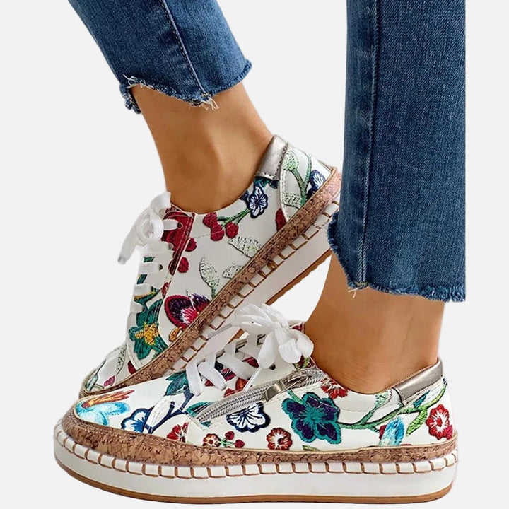 Oluchi | Sneaker mit Blumenmuster