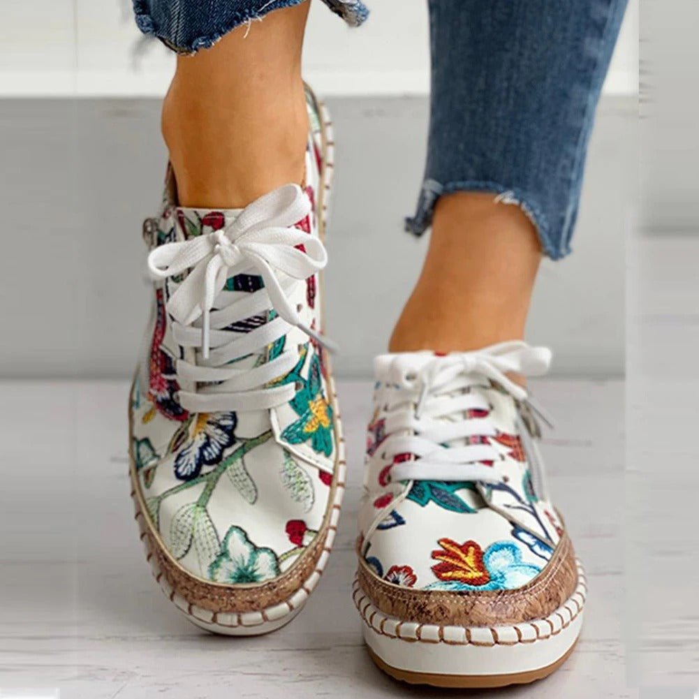 Oluchi | Sneaker mit Blumenmuster