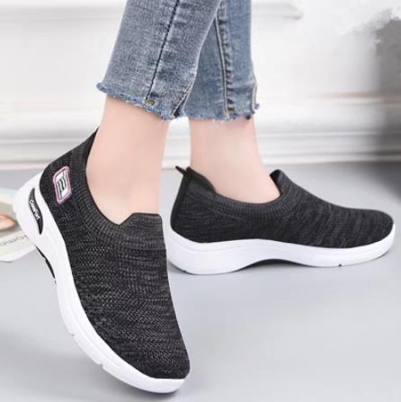 Sayaka | Sneaker