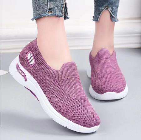 Sayaka | Sneaker